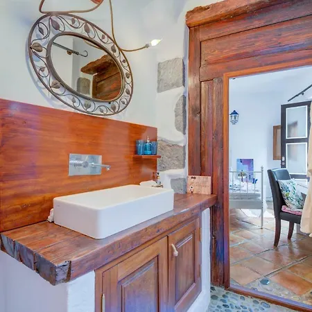 Casa El Siroco Bed and breakfast 3*