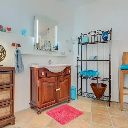 Casa El Siroco Bed and breakfast 3*